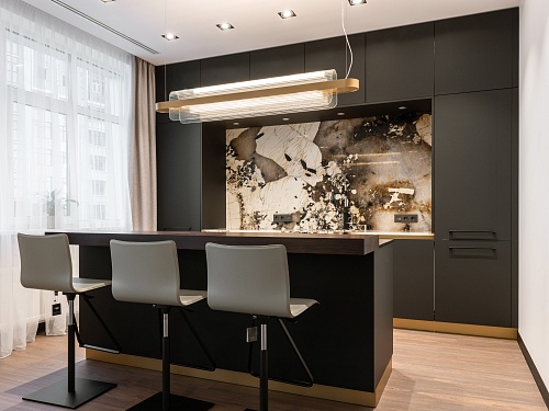 Серый тёмный 