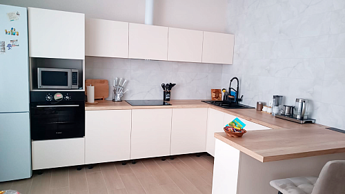 Кухня Пломбир с еврозапилом (цена указана за погонный метр) 