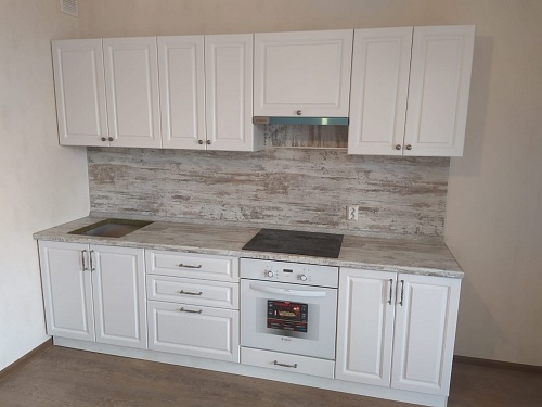 Винтажная сосна с белым деревом 