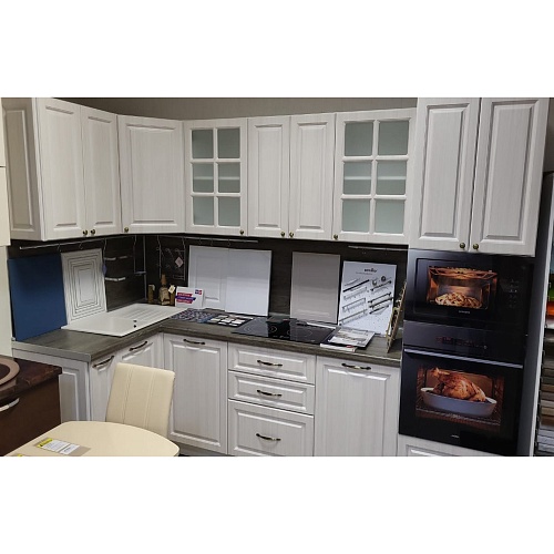 Выставочный Сандал белый 